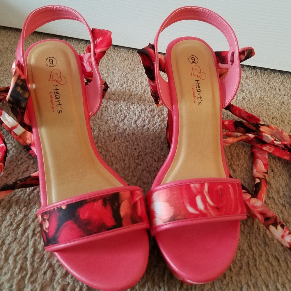 I HEART COLLECTION Women's Platform Lace-up